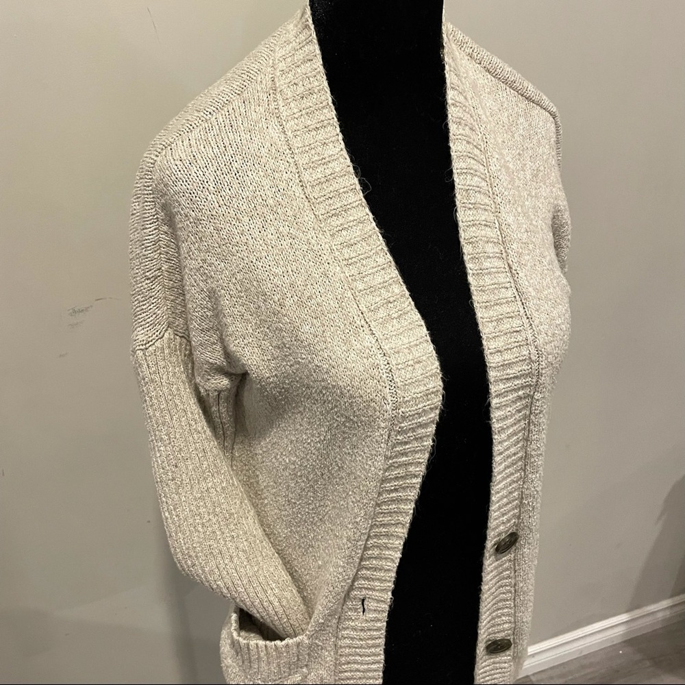 Hollister Knit Cardigan- Oatmeal XS - Picture 4 of 12